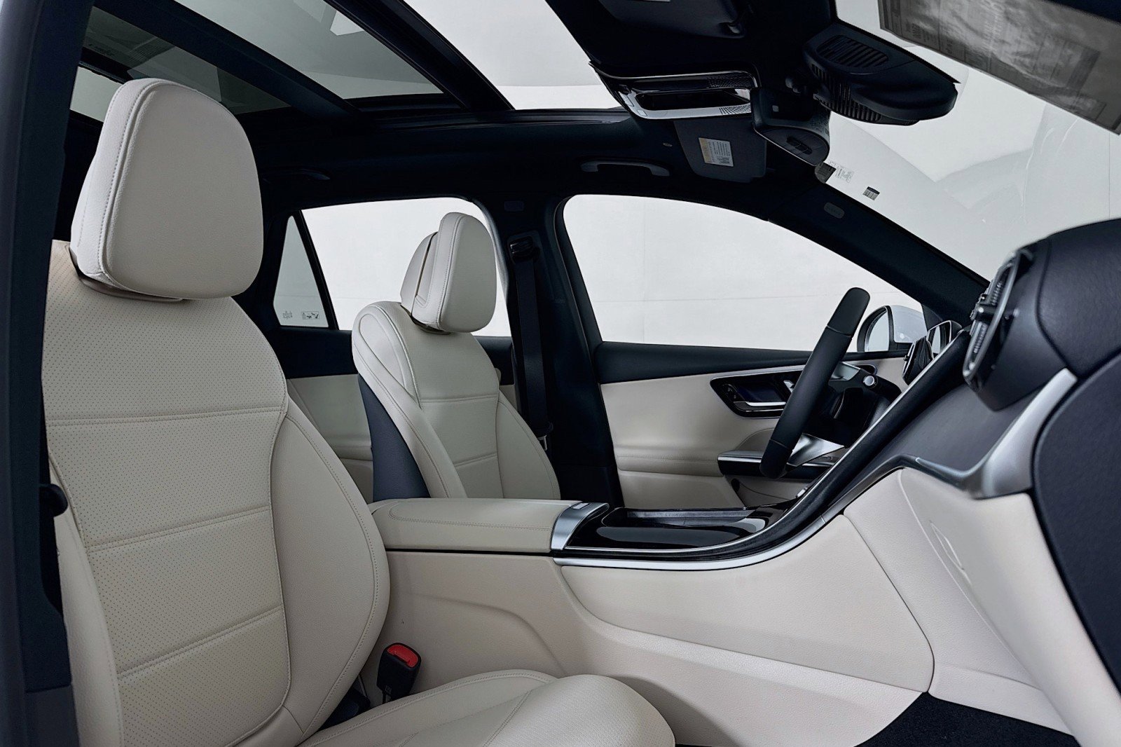 New 2026 Mercedes-Benz GLC 300 image 6