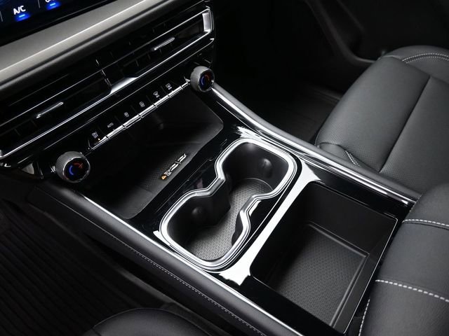 New 2026 Chevrolet Traverse LT w/ Driver Confidence Package FWD image 27