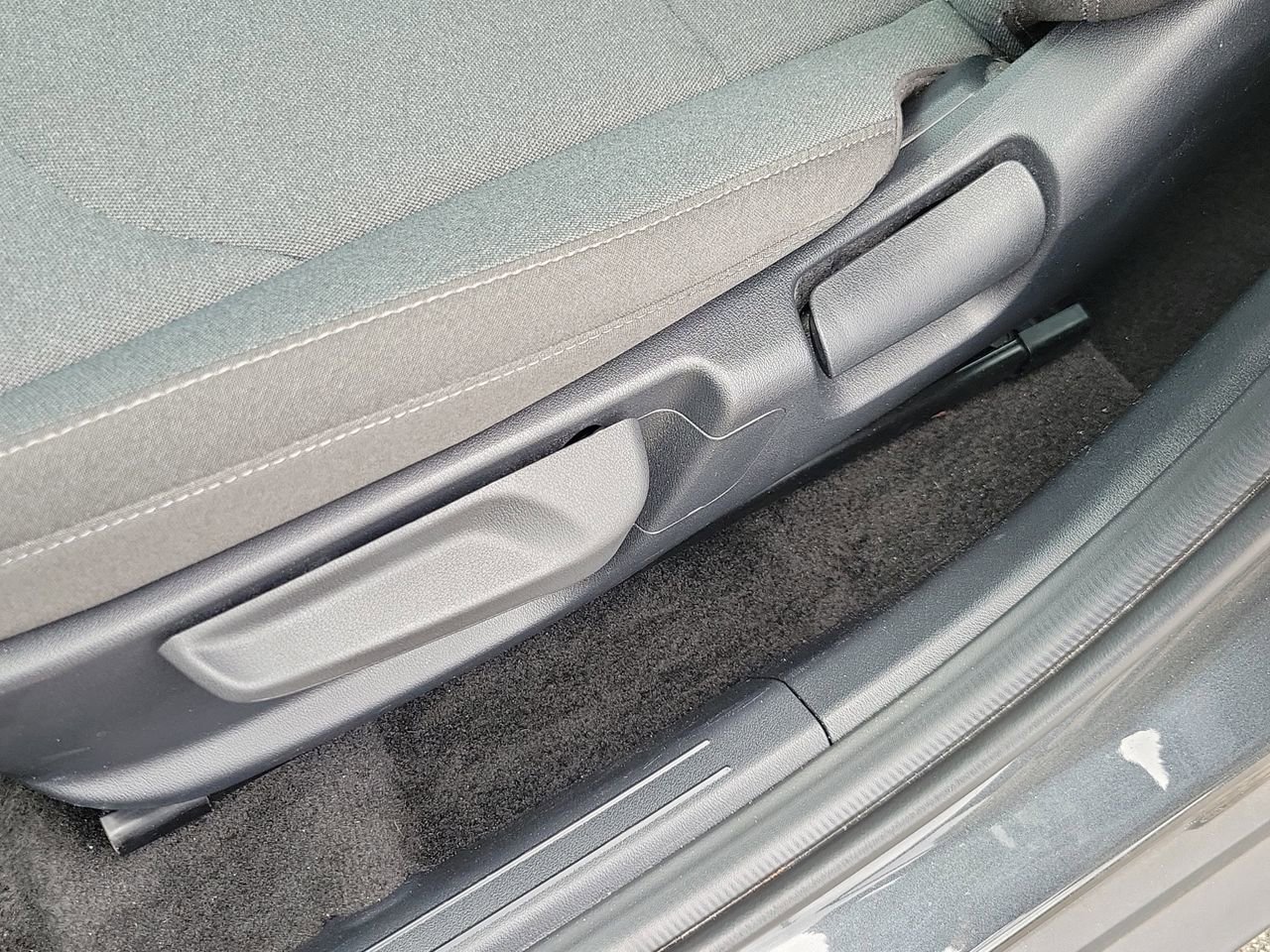 Used 2025 Kia K4 LXS image 16