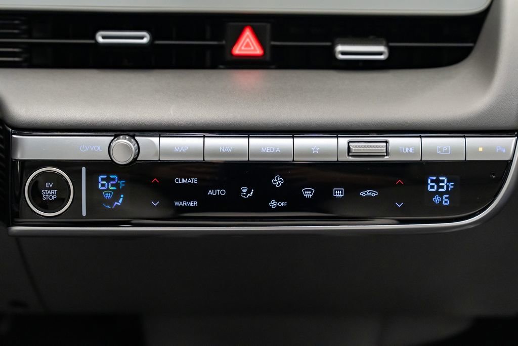 Used 2024 Hyundai Ioniq 5 Limited image 12