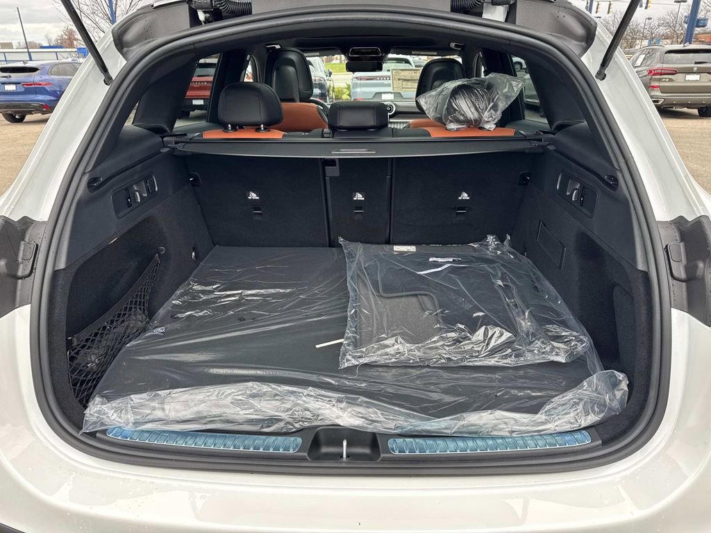 New 2026 Mercedes-Benz GLC 300 4MATIC image 6