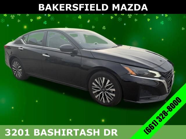 Used 2024 Nissan Altima 2.5 SV image 7