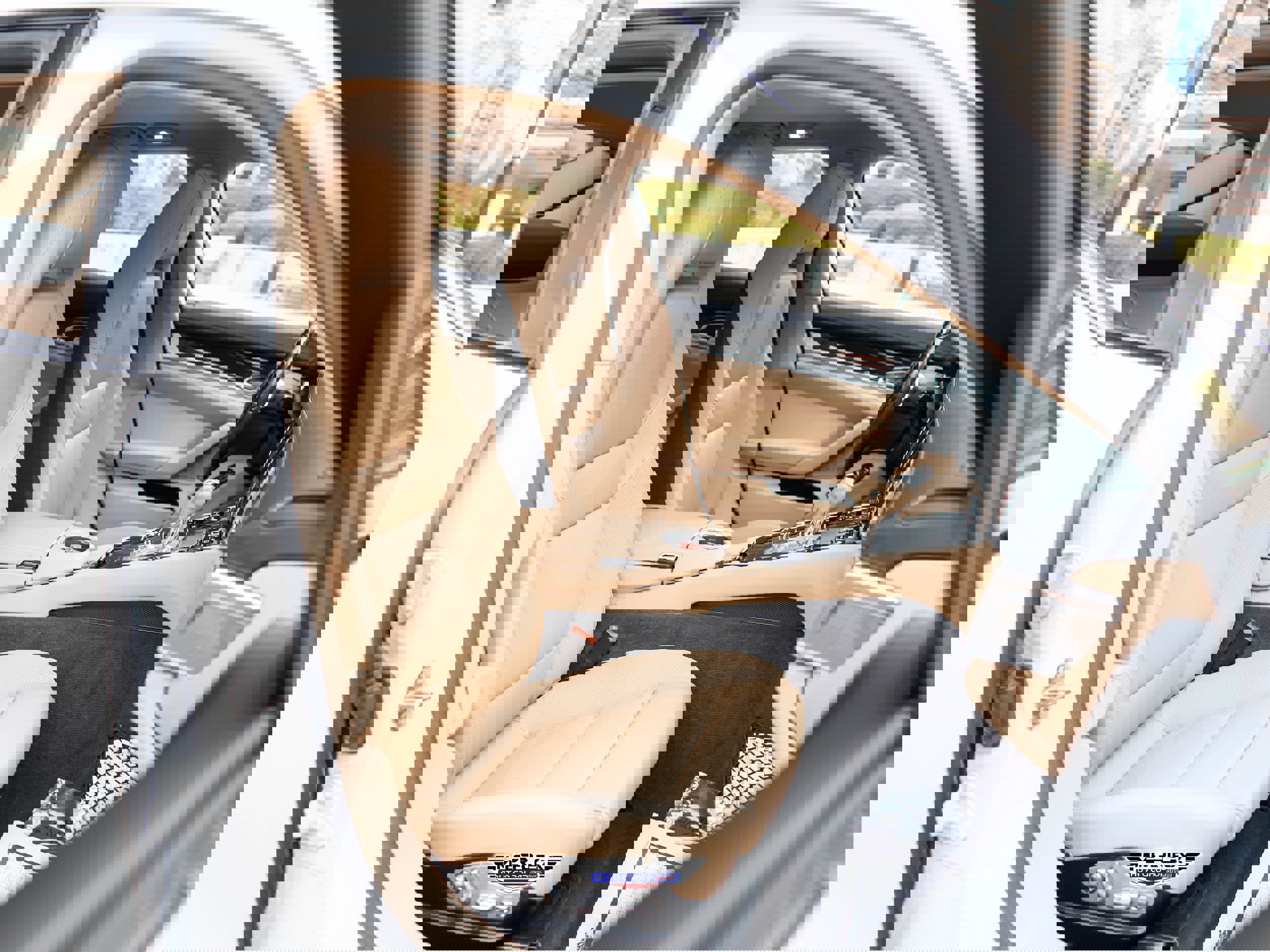 Used 2016 Porsche Panamera 4 image 17