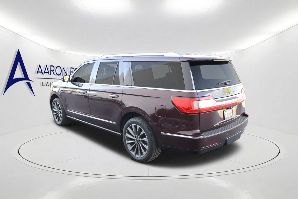Used 2018 Lincoln Navigator L Select RWD image 7