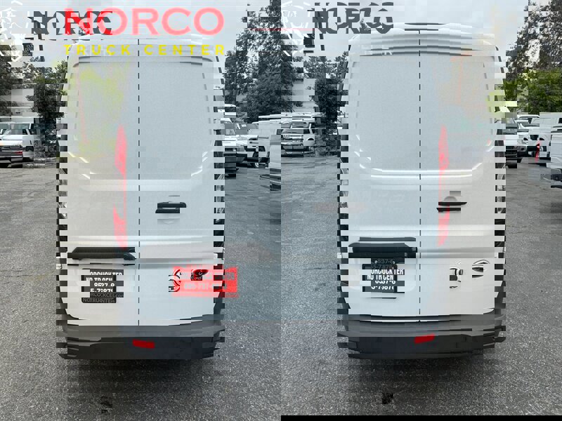 Used 2016 Ford Transit Connect XL image 10