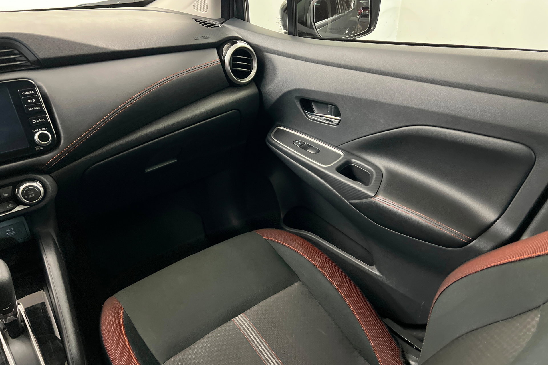 Used 2024 Nissan Versa SR w/ Trunk Package image 11