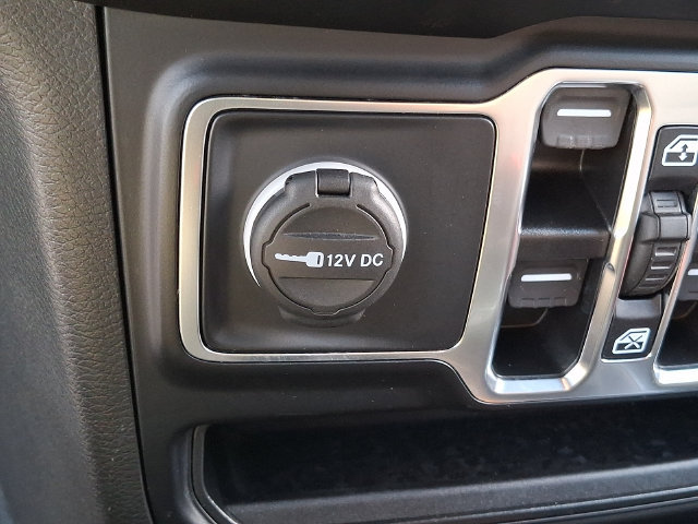 Used 2022 Jeep Gladiator Sport AWD/4WD image 25