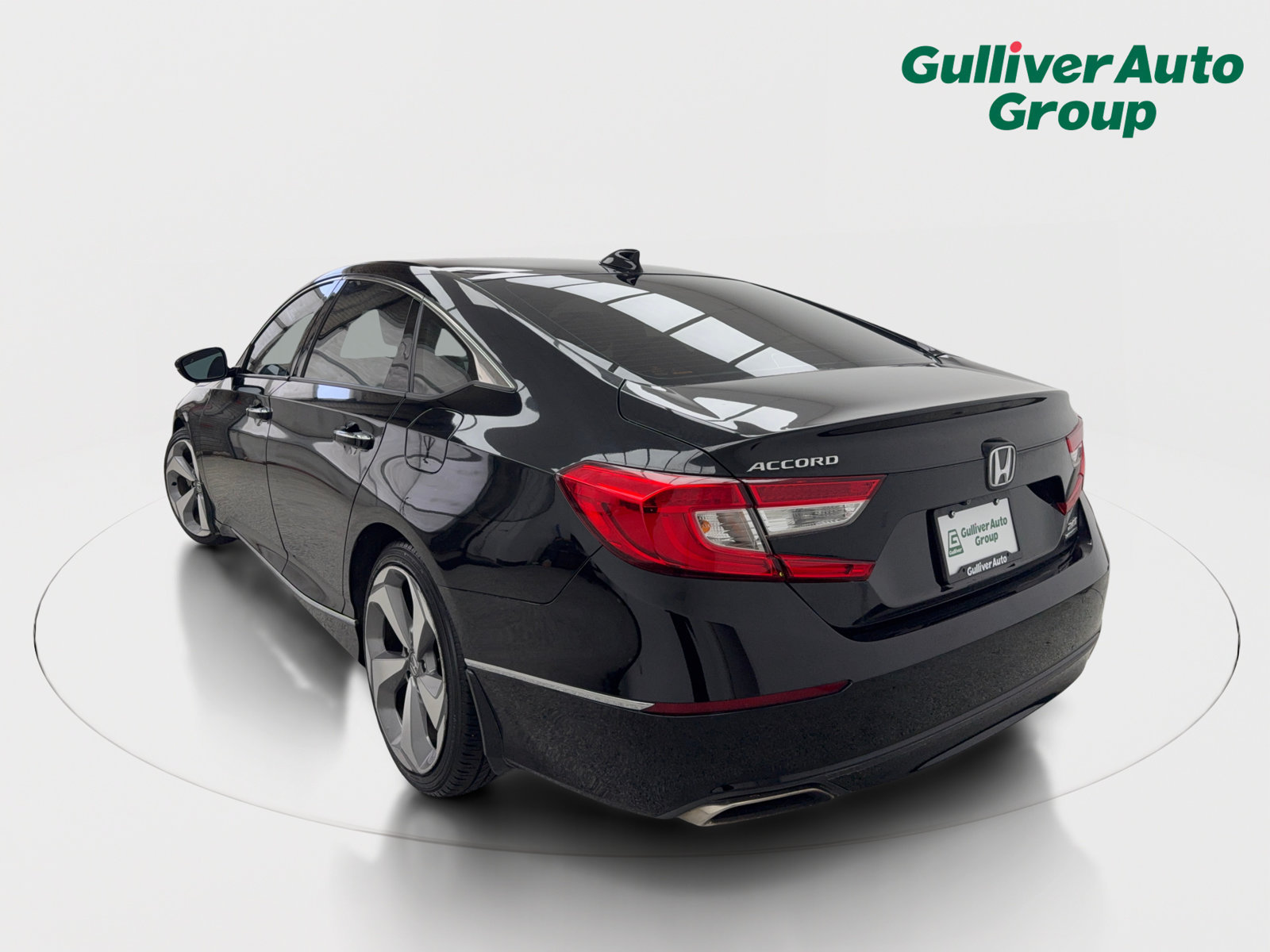 Used 2018 Honda Accord Touring image 5