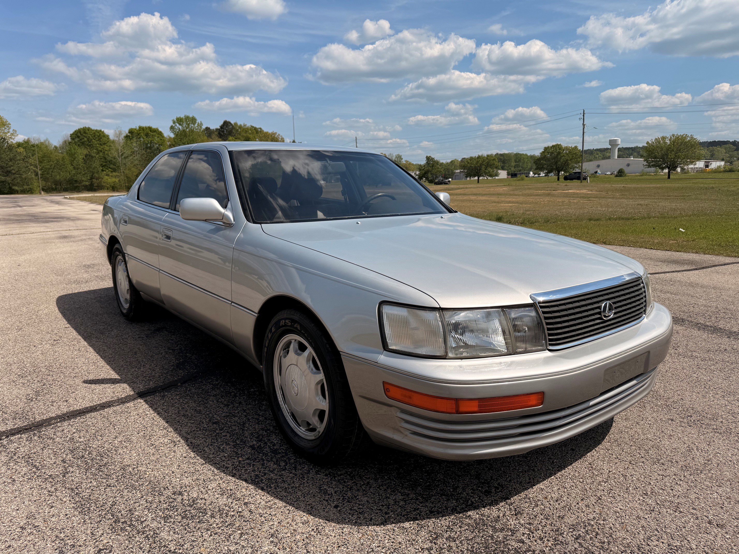 Used 1993 Lexus LS 400 RWD image 7