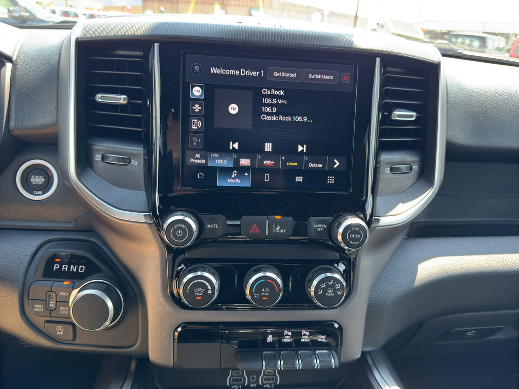New 2026 RAM 1500 Express AWD/4WD image 30