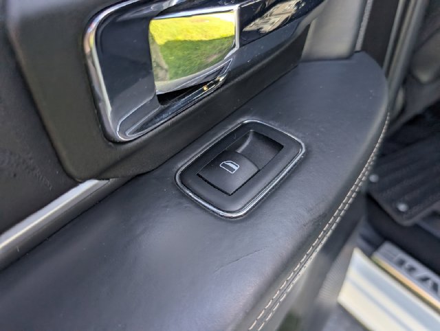 Used 2018 RAM 1500 Limited AWD/4WD image 18