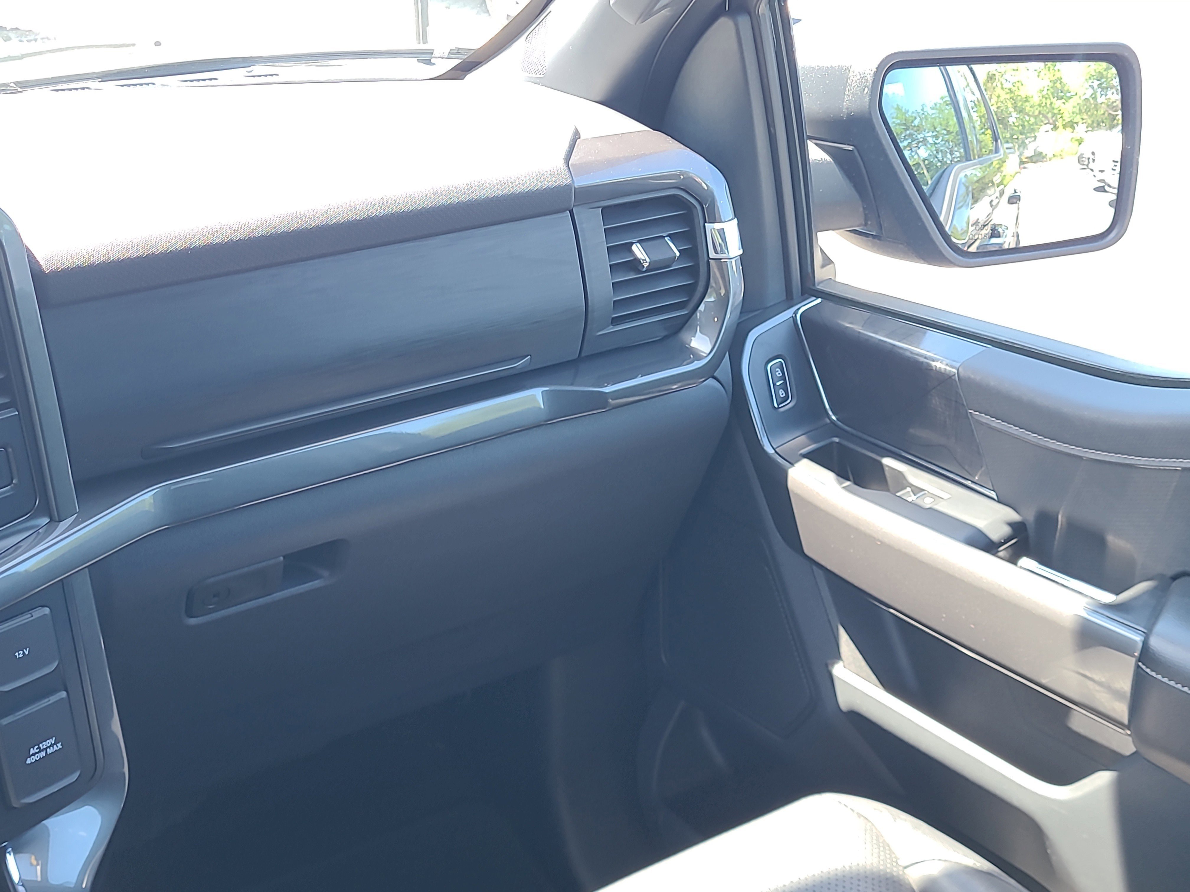 Used 2023 Ford F150 XLT w/ Equipment Group 302A High image 17