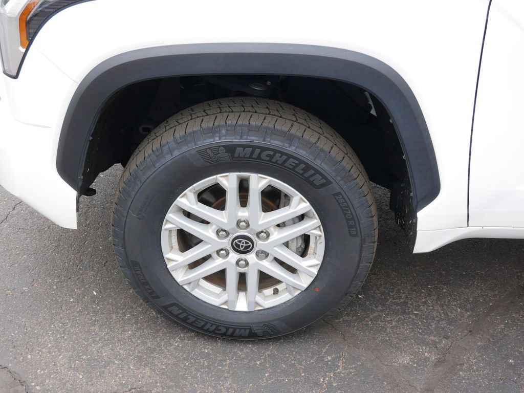 Used 2023 Toyota Tundra SR5 w/ SR5 Premium Package AWD/4WD image 8