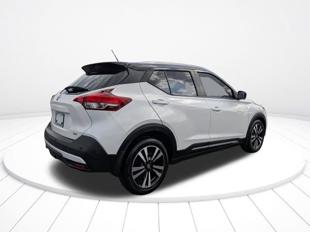 Used 2020 Nissan Kicks SR FWD image 3