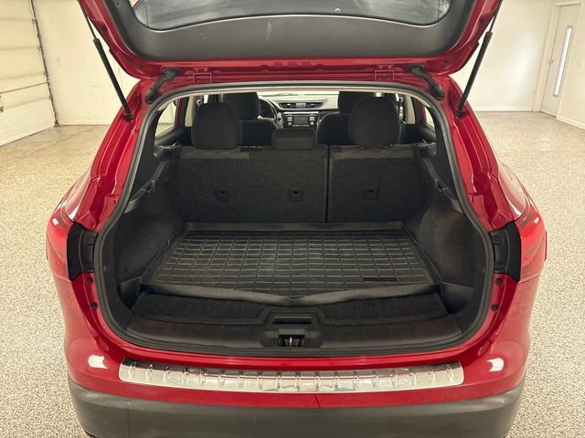 Used 2018 Nissan Rogue Sport SV w/ SV All-Weather Package image 25