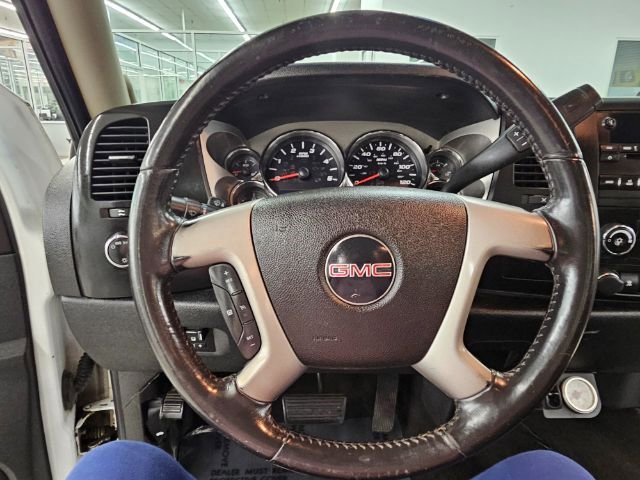 Used 2010 GMC Sierra 2500 SLE image 10