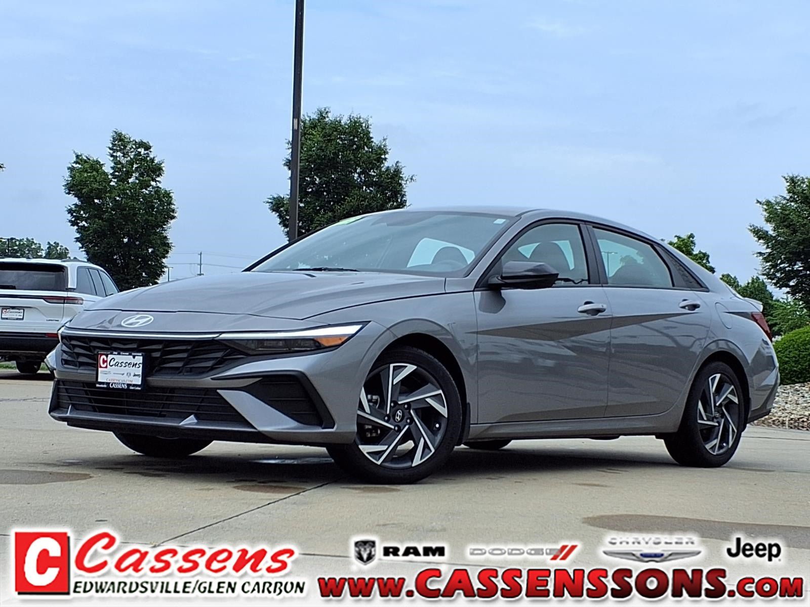 Used 2025 Hyundai Elantra Sport FWD image 1