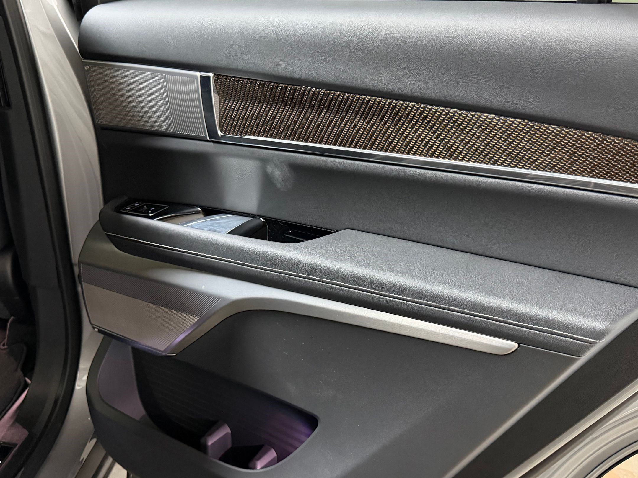 New 2026 Cadillac Vistiq Luxury AWD/4WD image 45