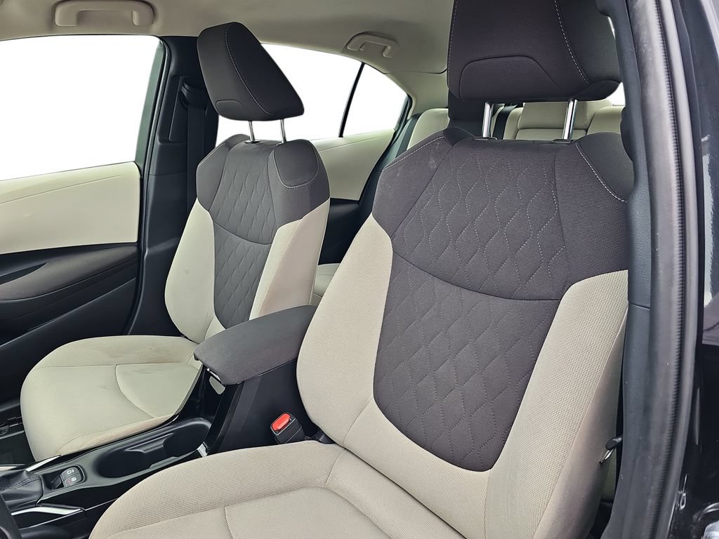 Used 2022 Toyota Corolla LE FWD image 15