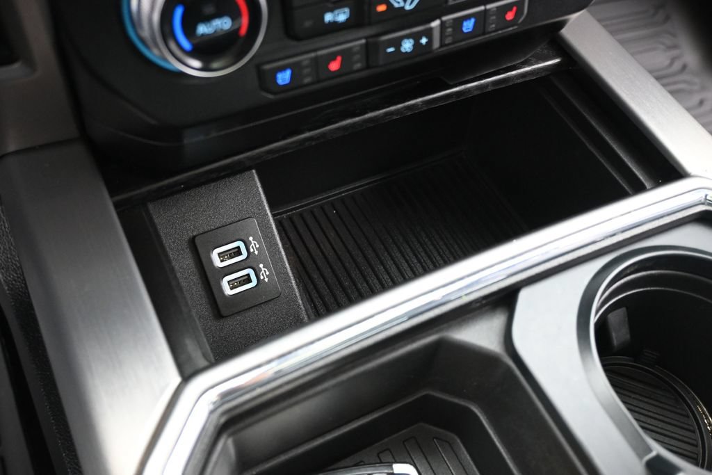 Used 2019 Ford F250 Platinum w/ Platinum Ultimate Package AWD/4WD image 18