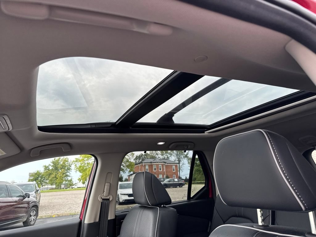 Certified 2025 Honda Pilot Elite image 32