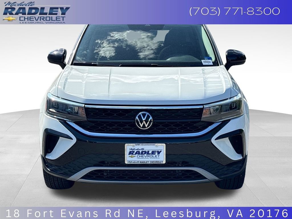 Used 2024 Volkswagen Taos SE AWD/4WD image 9