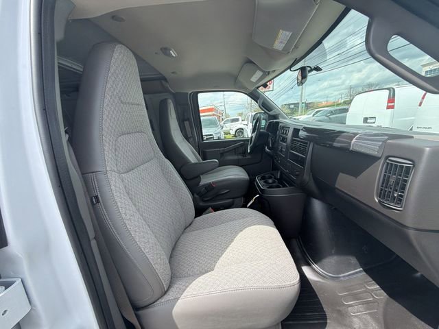 New 2026 GMC Savana 2500 image 19