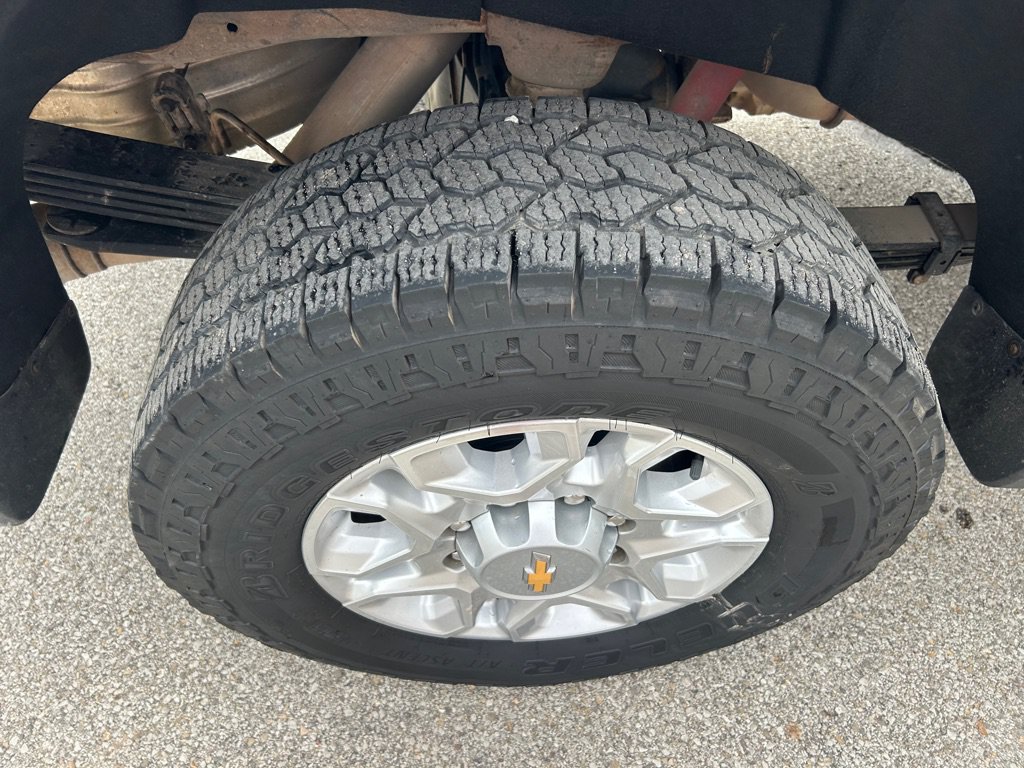 Used 2024 Chevrolet Silverado 2500 LT AWD/4WD image 22