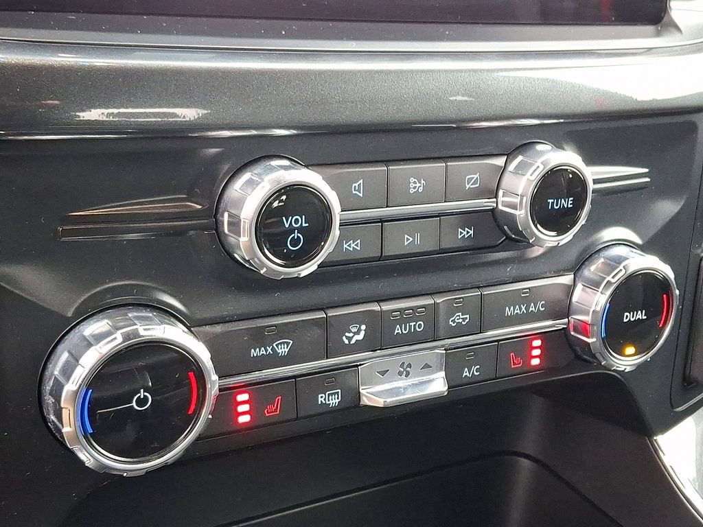 Certified 2022 Ford F150 XLT w/ Equipment Group 302A High image 16