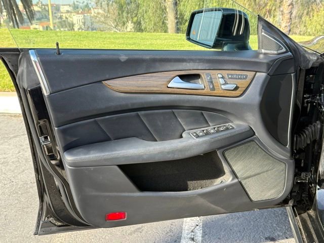 Used 2015 Mercedes-Benz CLS 400 image 8