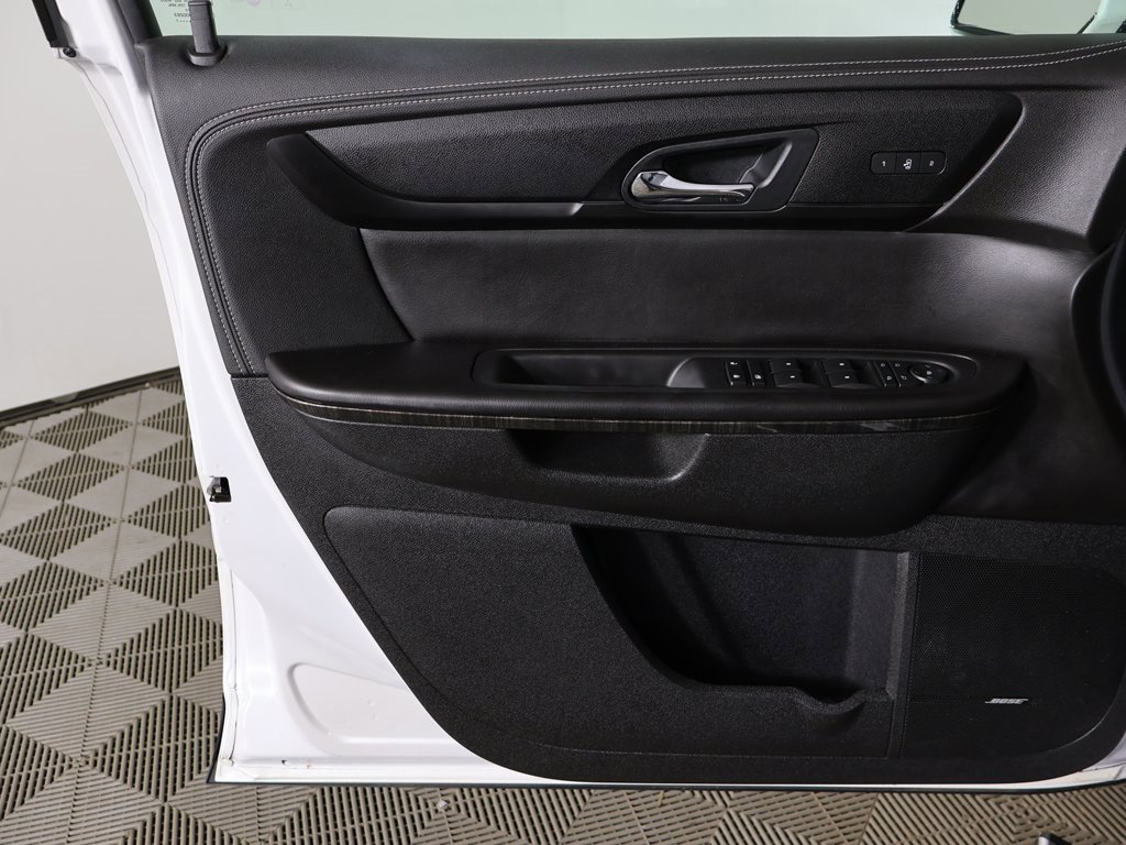 Used 2017 GMC Acadia Limited SLT image 23