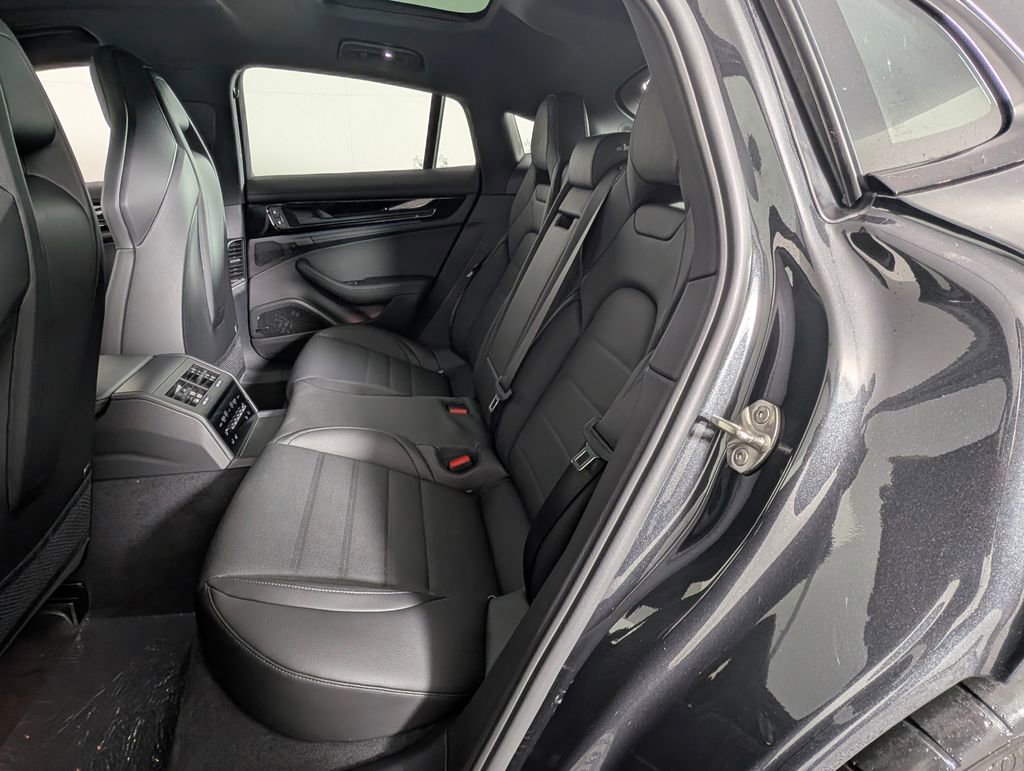 New 2026 Porsche Panamera 4 image 24