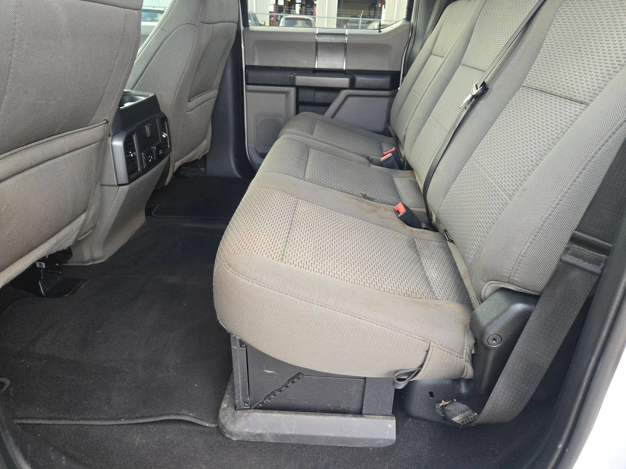 Used 2020 Ford F250 XLT w/ XLT Premium Package AWD/4WD image 13