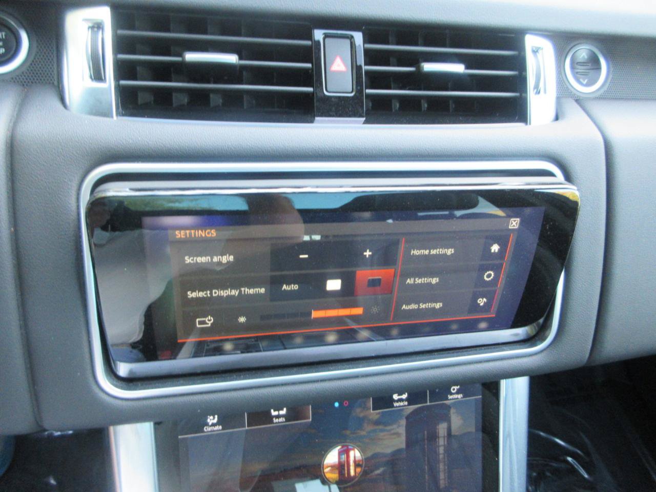 Used 2020 Land Rover Range Rover Sport SE AWD/4WD image 61