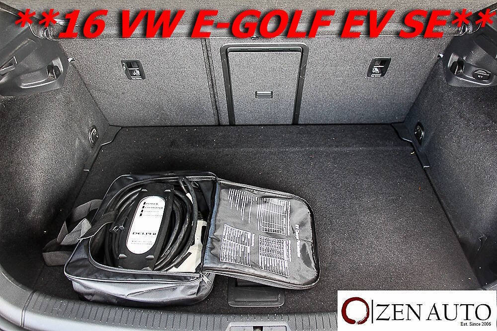 Used 2016 Volkswagen e-Golf SE FWD image 33