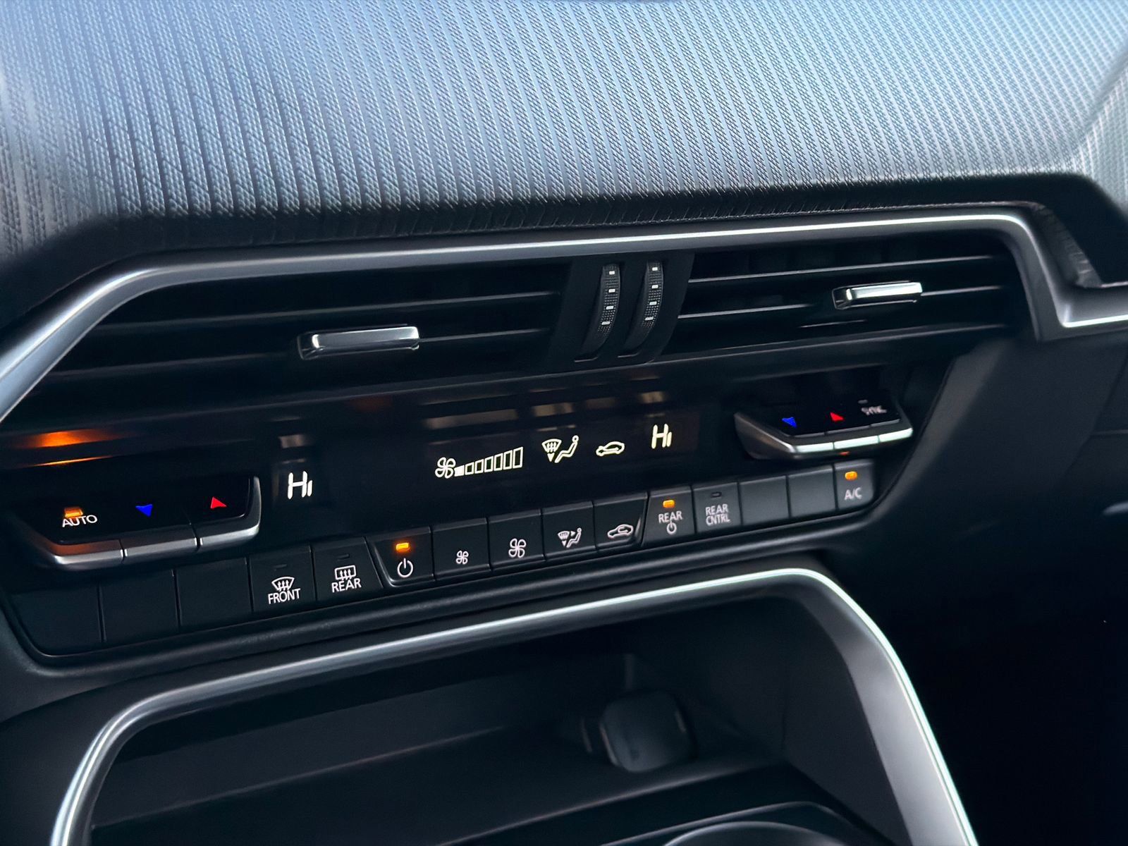New 2026 MAZDA CX-70 SC AWD/4WD image 29