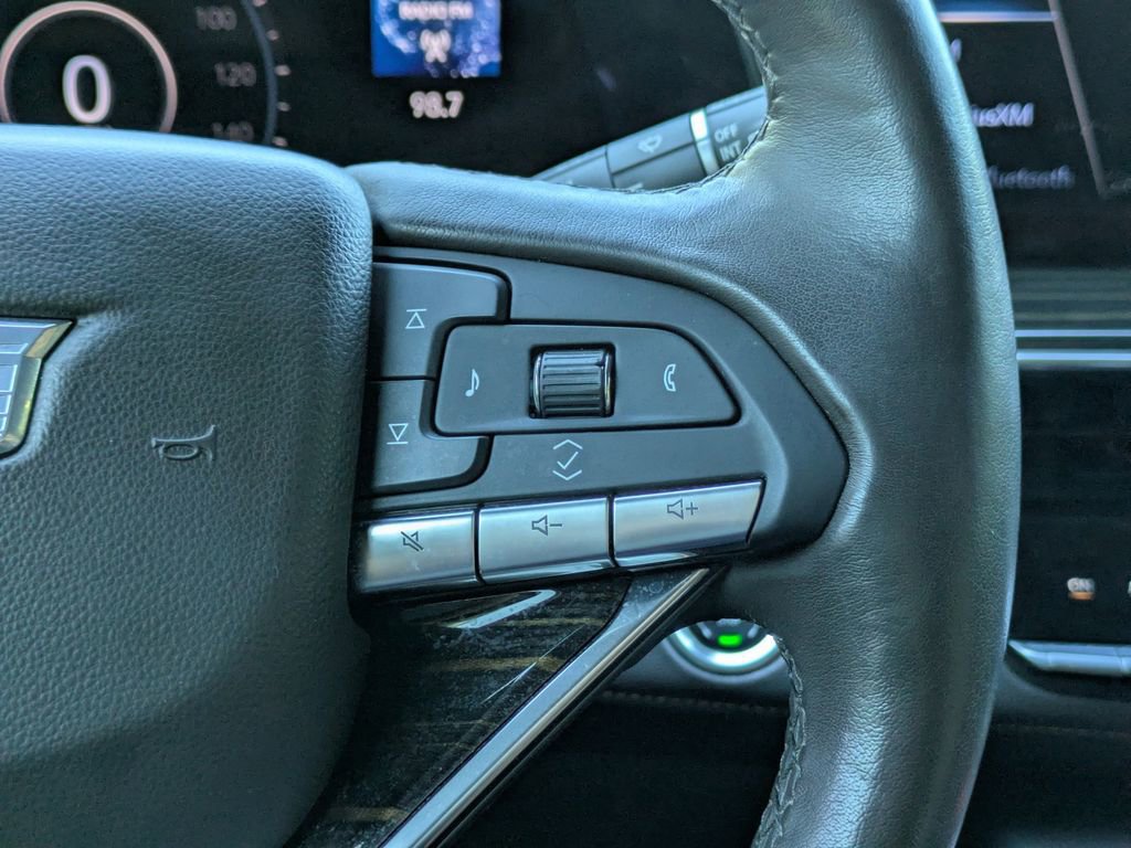 Used 2021 Cadillac Escalade ESV Premium Luxury AWD/4WD image 28