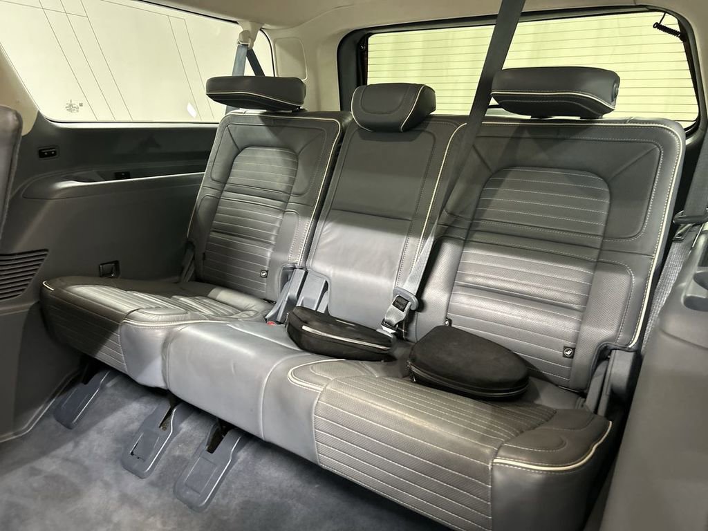 Used 2021 Lincoln Navigator L Black Label w/ Special Edition Package AWD/4WD image 22