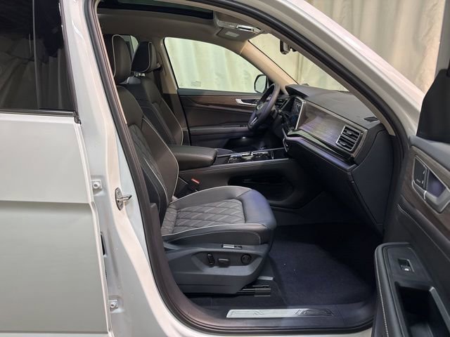 New 2026 Volkswagen Atlas SEL Premium R-Line image 37