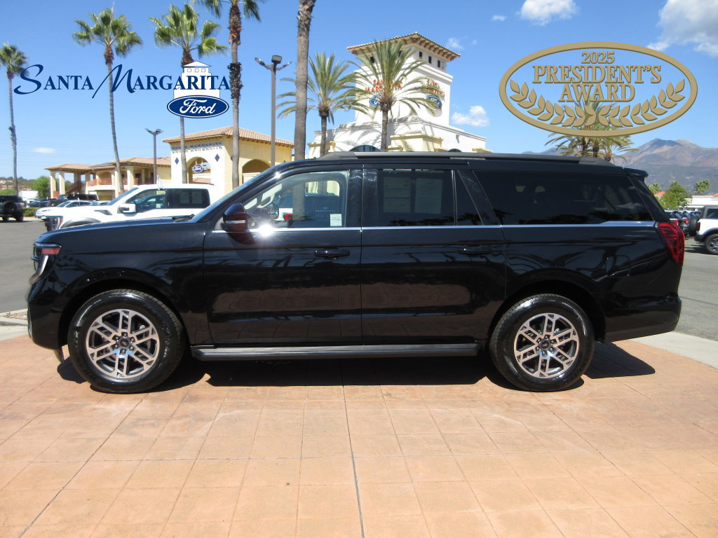 Certified 2025 Ford Expedition Max Active RWD image 1