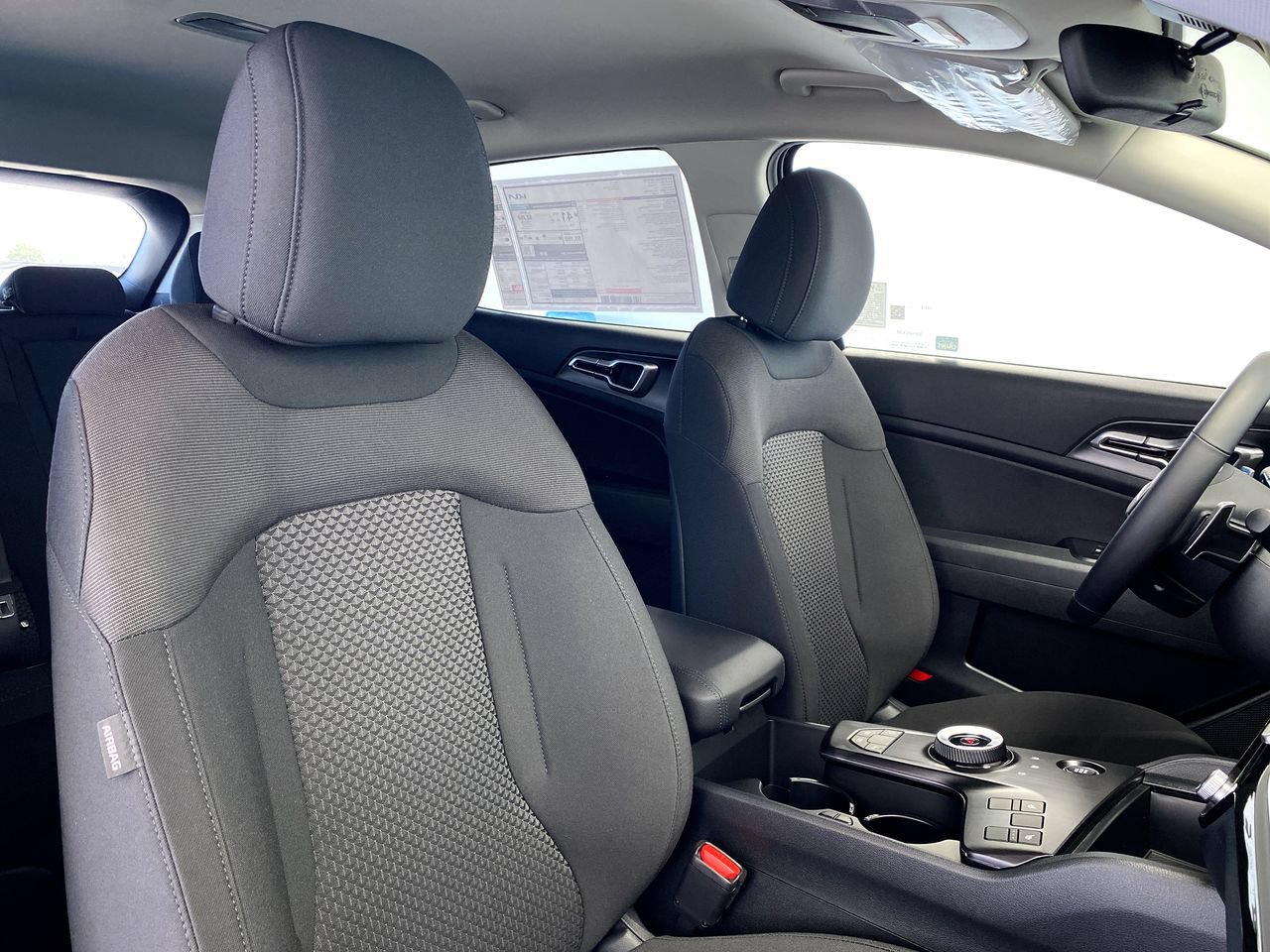 New 2027 Kia Sportage S FWD image 30