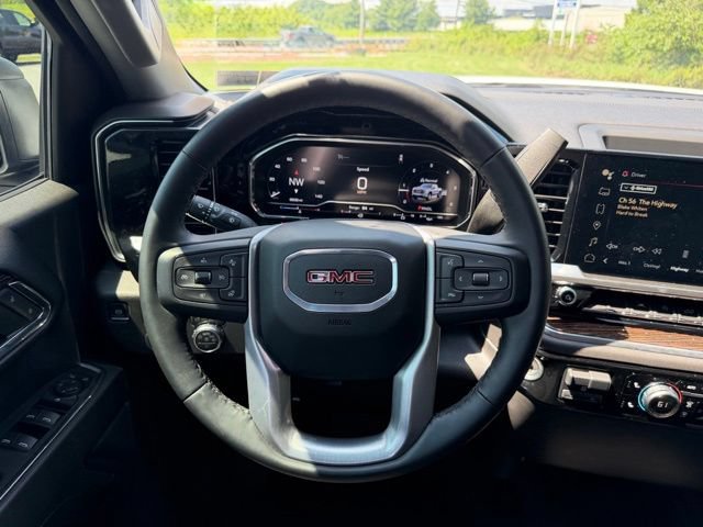Used 2024 GMC Sierra 1500 Elevation w/ LPO, Elevation Black Package AWD/4WD image 15