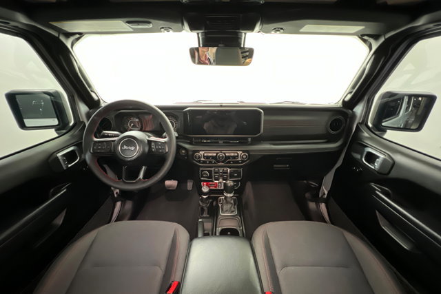 Used 2024 Jeep Wrangler Unlimited Rubicon w/ Technology Group image 9