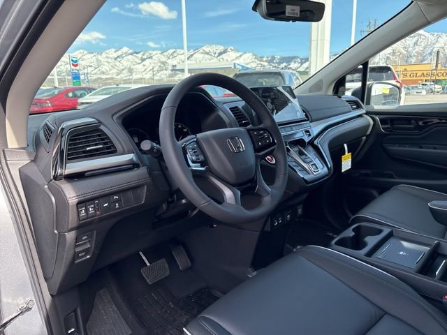 New 2026 Honda Odyssey Touring image 10