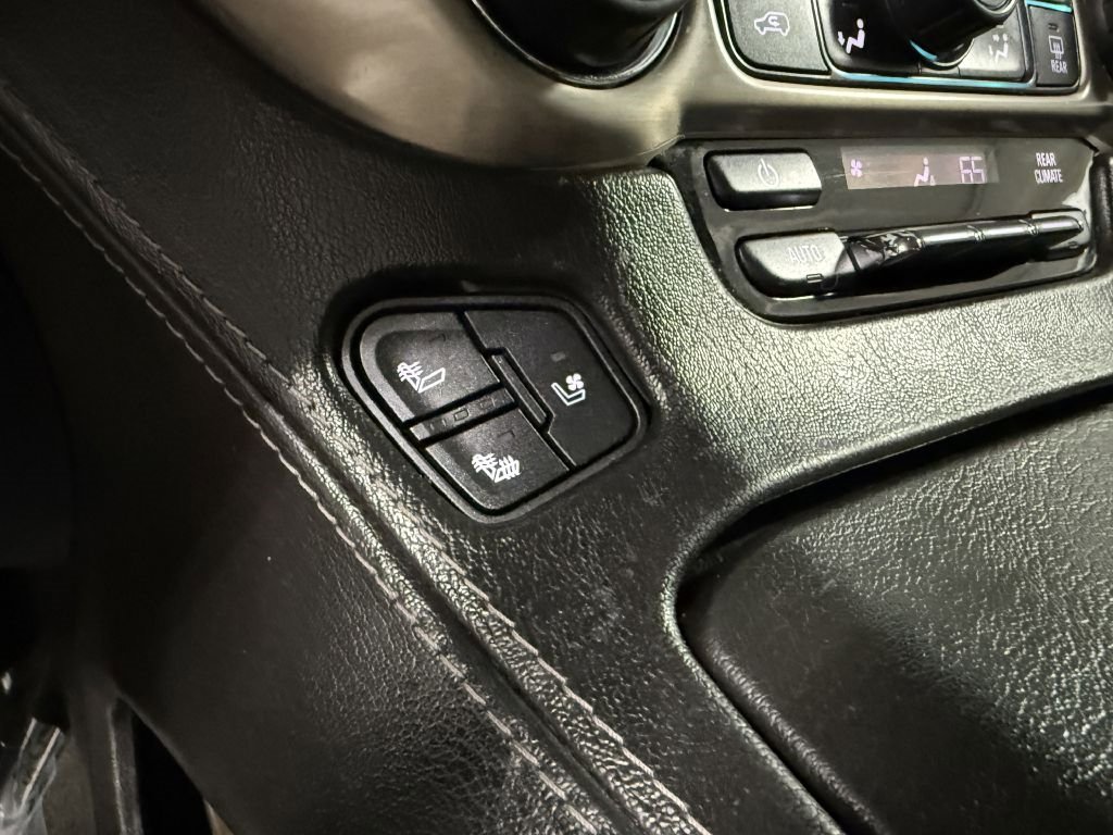 Used 2017 GMC Yukon Denali w/ Open Road Package image 19