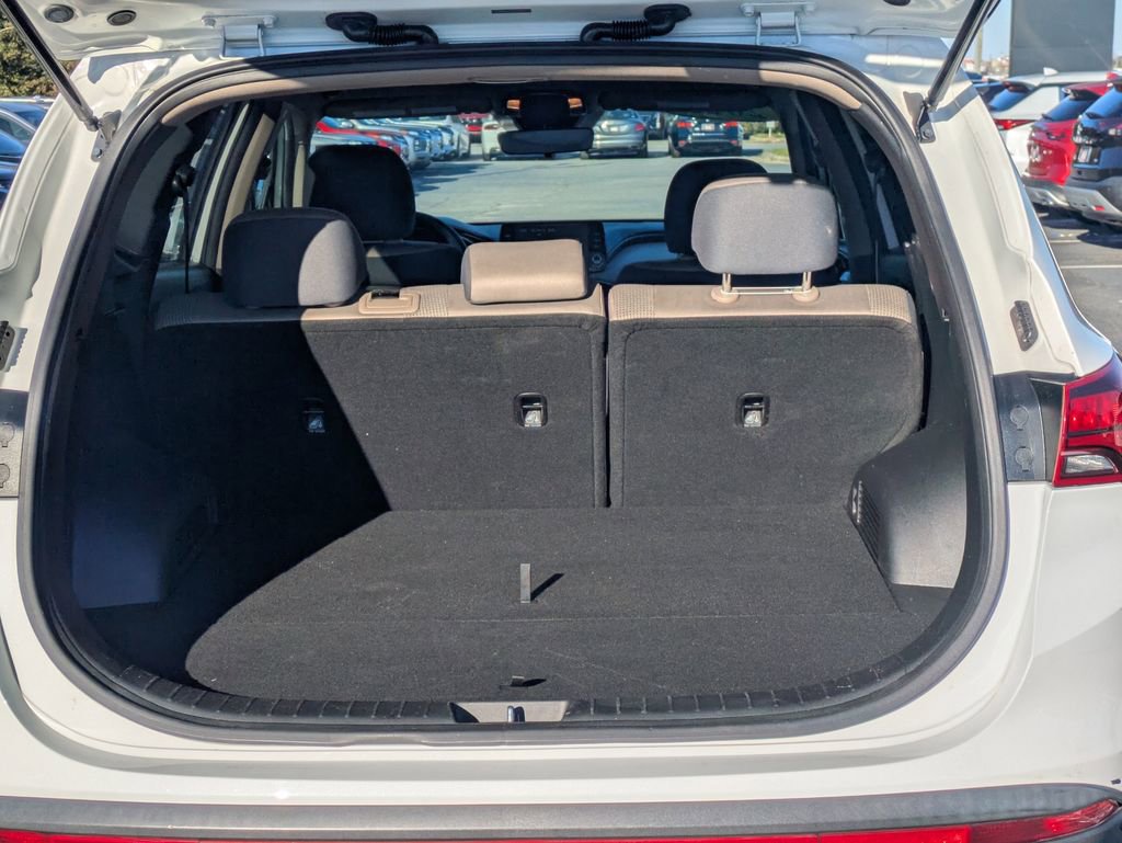 Used 2023 Hyundai Santa Fe SE image 12