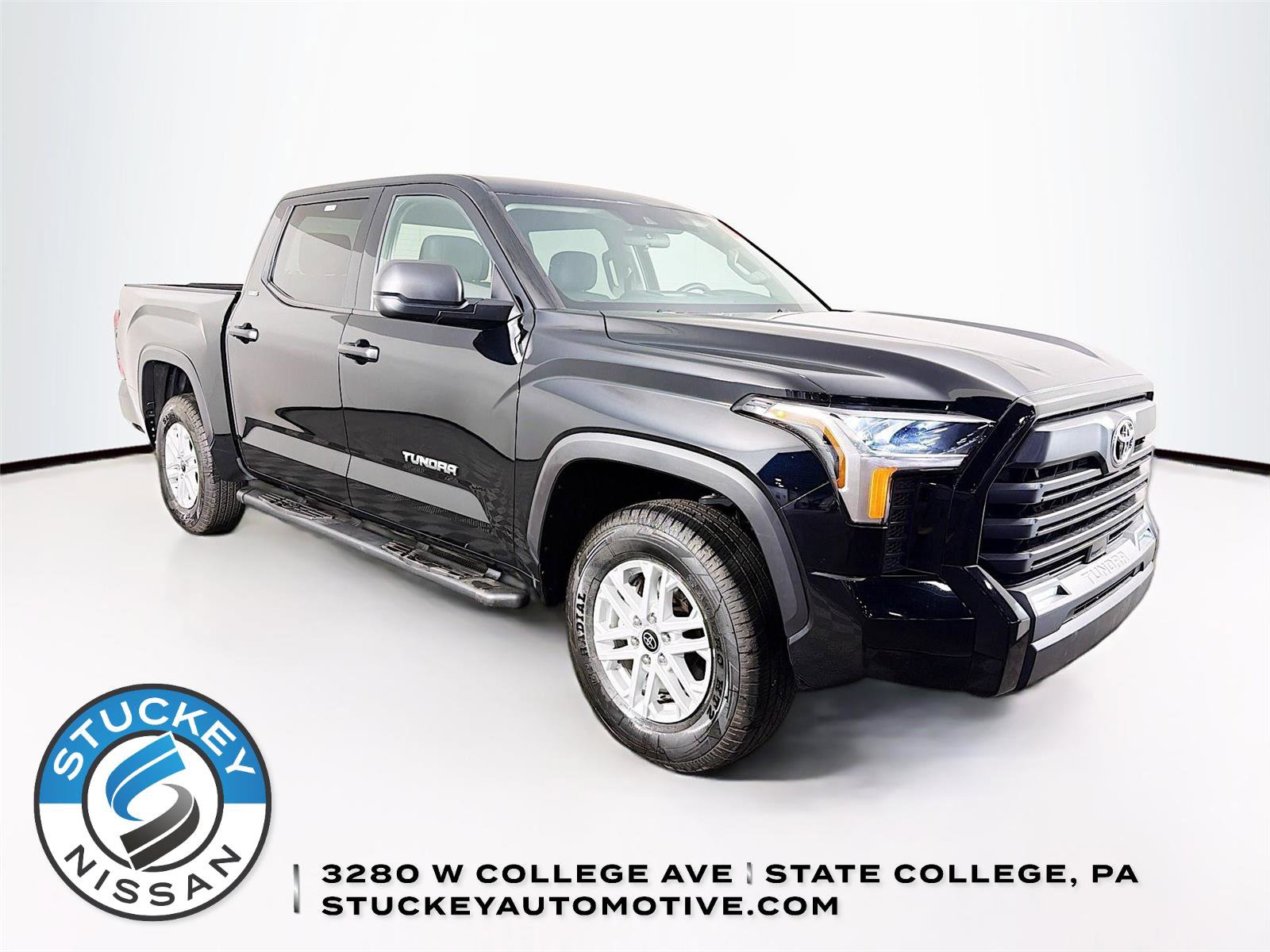 Used 2024 Toyota Tundra SR5 AWD/4WD image 1