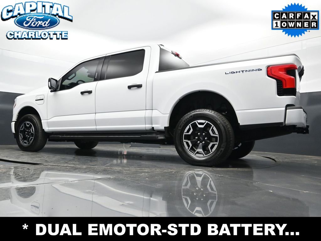 Used 2023 Ford F150 Lightning XLT AWD/4WD image 24