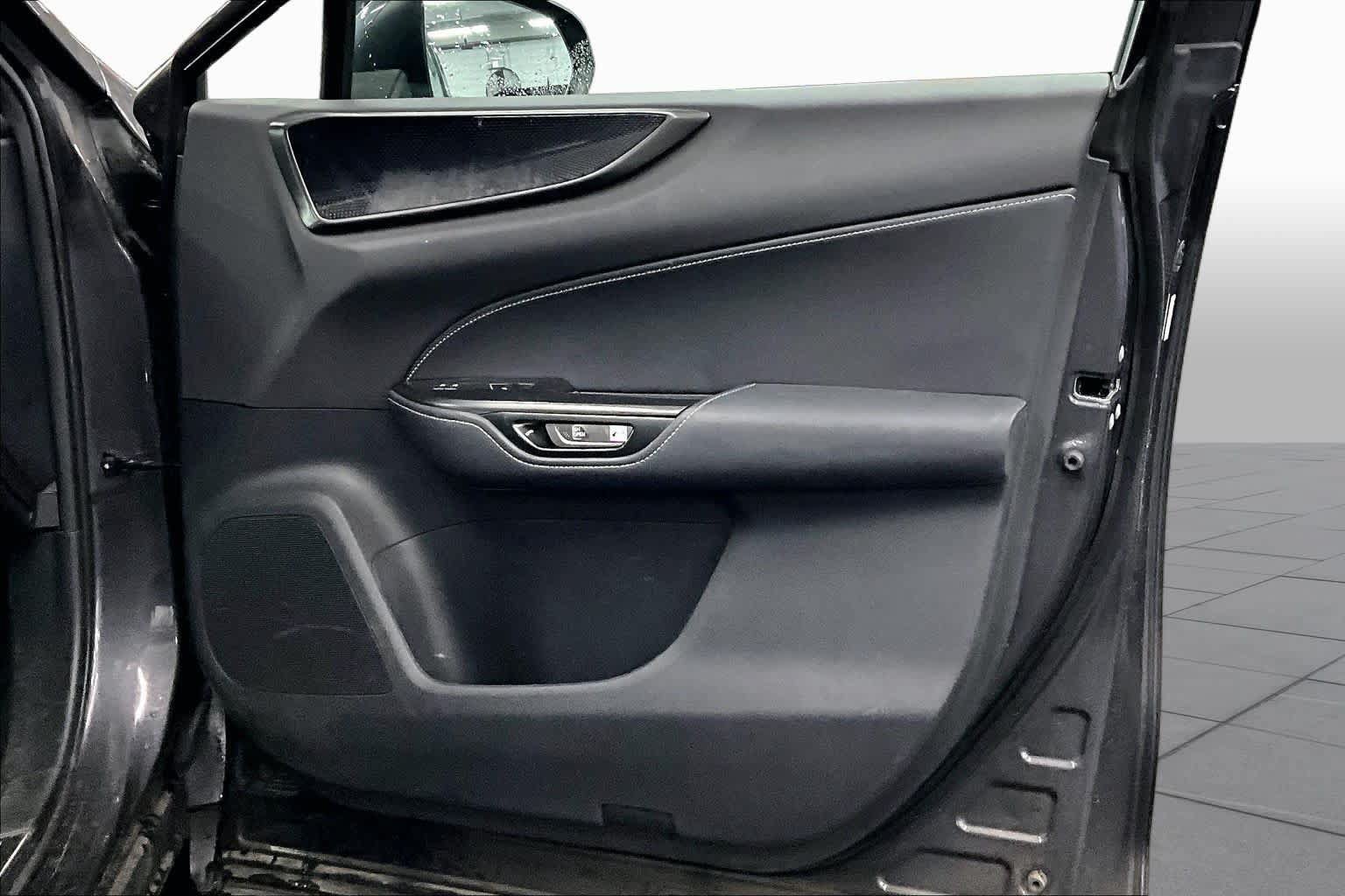 Used 2024 Lexus NX 250 FWD image 22