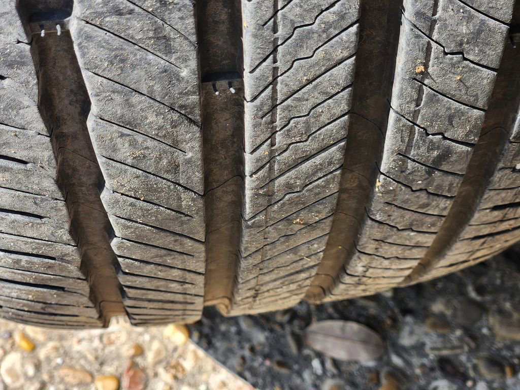 Used 2023 Genesis GV70 2.5T Sport Prestige w/ Sport Prestige Package image 11